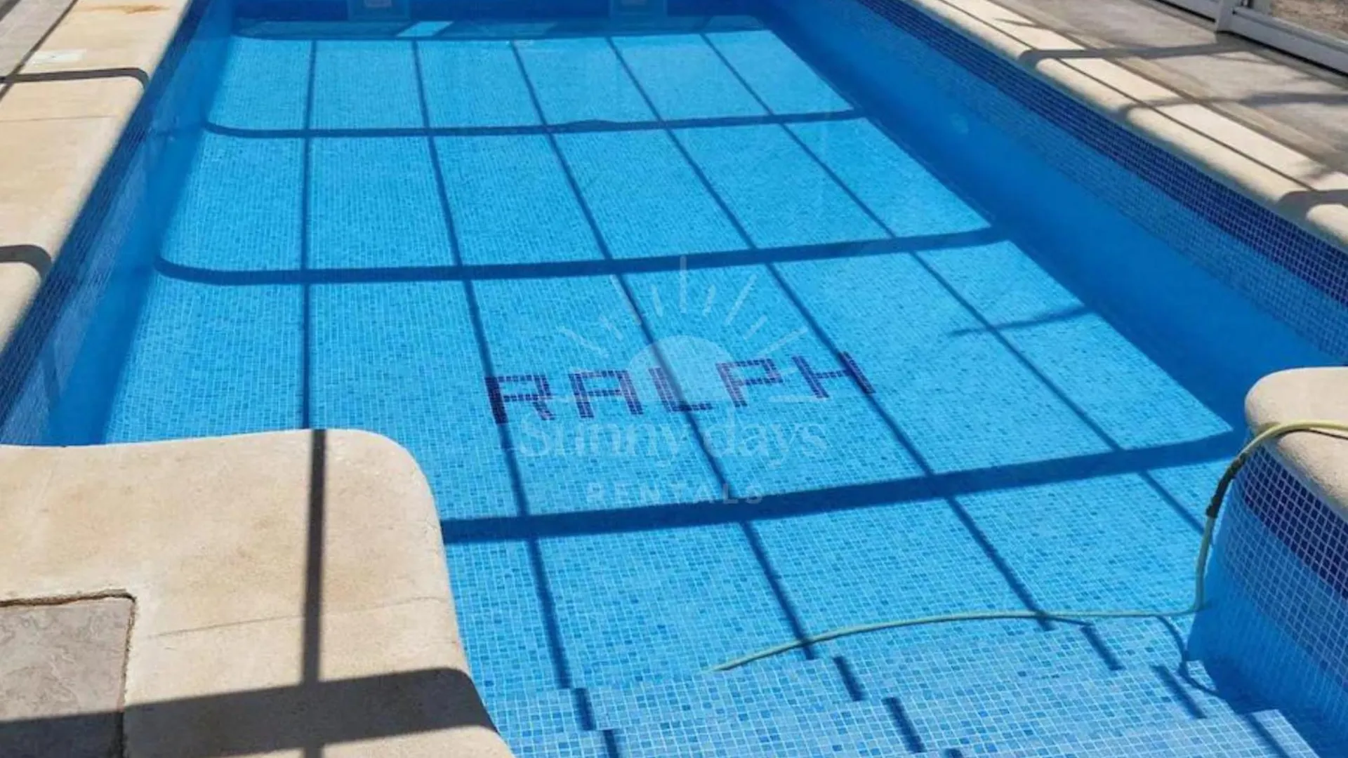 El Castillo De Ralph Bed & Breakfast El Ejido 0*,  Spain